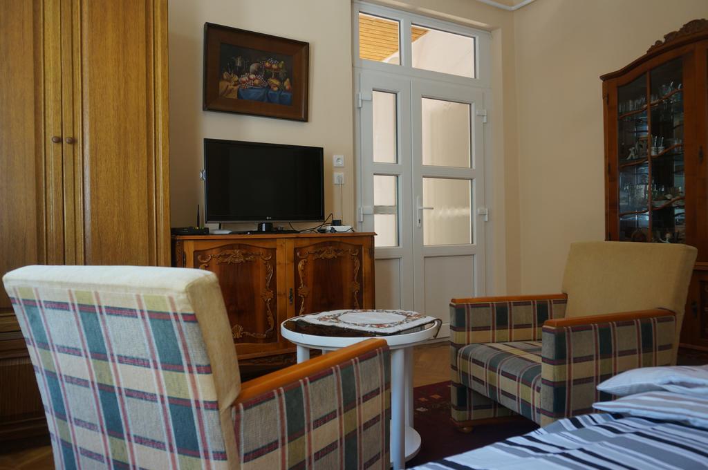 Honved Apartmanhaz Balatonlelle Zewnętrze zdjęcie