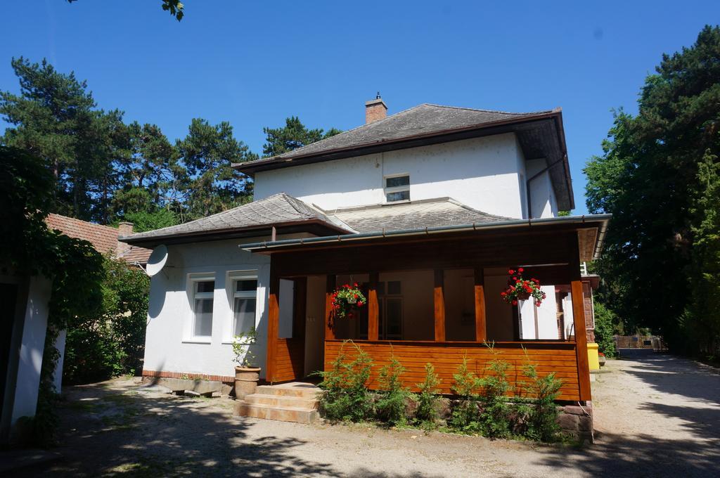Honved Apartmanhaz Balatonlelle Zewnętrze zdjęcie